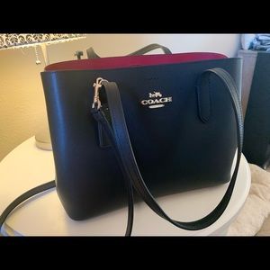 Coach leather carry all.